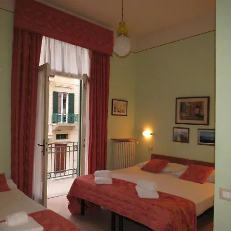 Massimo 3* וירג'יו