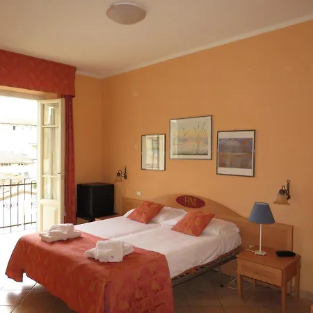 Massimo 3* 비아레지오