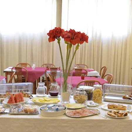 Otel Massimo 3*