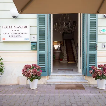 Massimo Hotel 3*