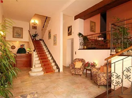 Massimo Hotel