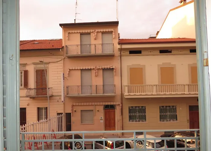 Massimo Βιαρέτζιο