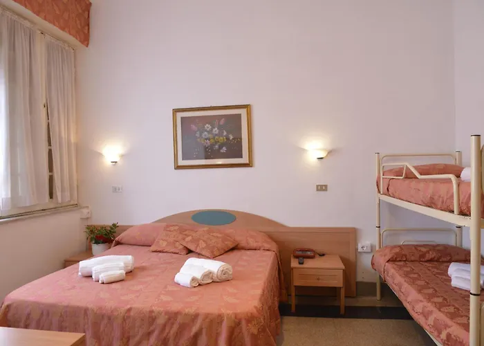 Ξενοδοχείο Massimo 3*