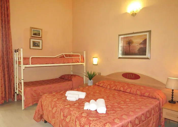 Ξενοδοχείο Massimo 3*