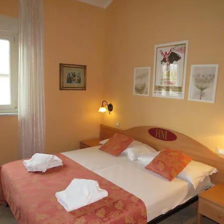 Massimo Hotel 3*